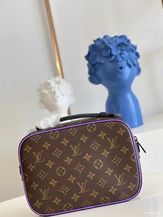 First bag ru MESSENGER LOCK LOUIS VUITTON S 0706